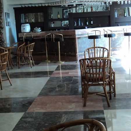 Izethan Hotel 무글라 외부 사진